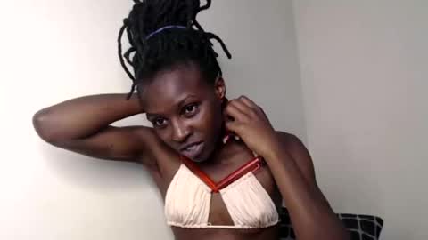 Snapshot of naught_ybabe chatting on 11, 10, 2025 naught_ybabe online show from 11, 10, 2025