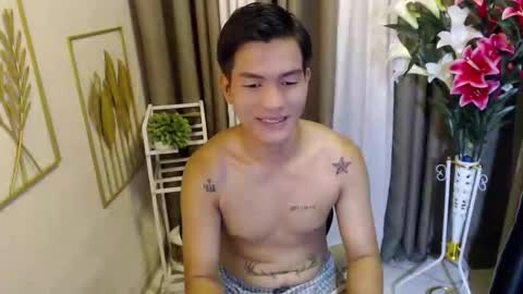 Snapshot of naughty_angelo chatting on 15, 4, 2026 naughty_angelo online show from 15, 4, 2026