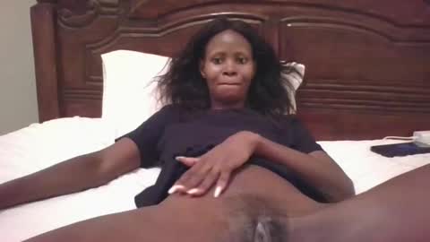 Snapshot of naughty_babe000 chatting on 2, 10, 2025 alisha online show from 2, 10, 2025