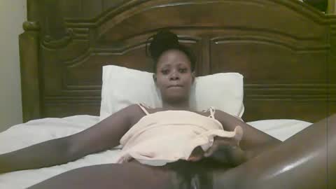 Snapshot of naughty_babe000 chatting on 19, 1, 2026 alisha online show from 19, 1, 2026