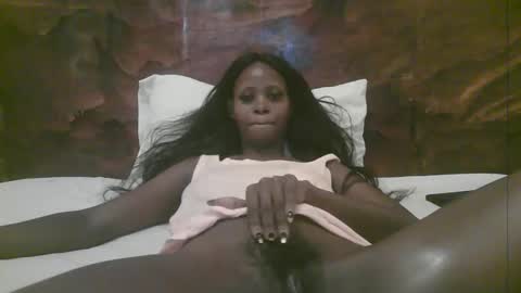 Snapshot of naughty_babe000 chatting on 27, 3, 2026 alisha online show from 27, 3, 2026