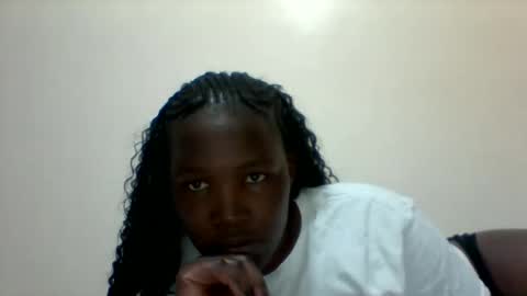 Snapshot of naughty_baddie5 chatting on 11, 5, 2026 candy online show from 11, 5, 2026