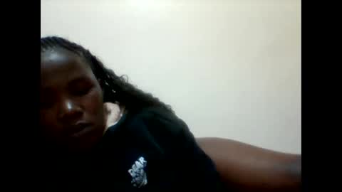 Snapshot of naughty_baddie5 chatting on 17, 5, 2026 candy online show from 17, 5, 2026