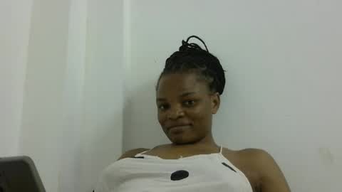 Snapshot of naughty_chic2 chatting on 29, 10, 2025 Naughtychic online show from 29, 10, 2025