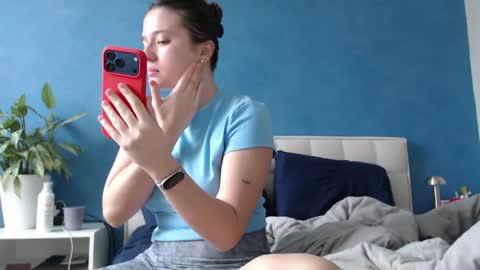 Chris Carrie online show from 13, 4, 2026