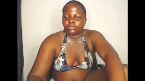 Snapshot of naughty_cunt0 chatting on 28, 10, 2025 Amara online show from 28, 10, 2025