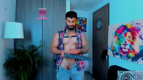 Snapshot of naughty_dominant chatting on 24, 10, 2025 Miller online show from 24, 10, 2025