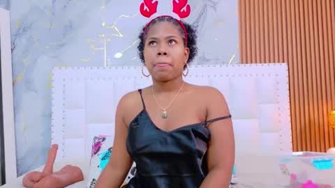 Snapshot of naughty_ebonyy chatting on 4, 12, 2025 SASHA online show from 4, 12, 2025