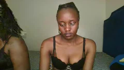 Snapshot of naughty_ellaa chatting on 4, 10, 2025 naughty_ellaa online show from 4, 10, 2025