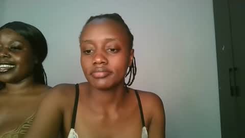 Snapshot of naughty_ellaa chatting on 9, 10, 2025 naughty_ellaa online show from 9, 10, 2025