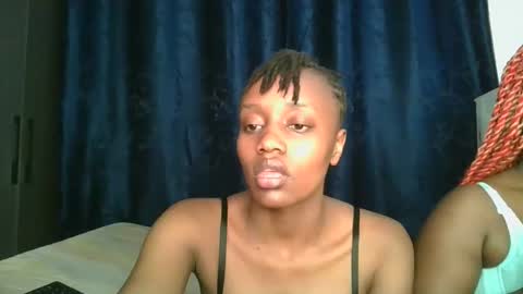 Snapshot of naughty_ellaa chatting on 20, 10, 2025 naughty_ellaa online show from 20, 10, 2025