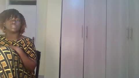 naughty_jazmine online show from 19, 10, 2025