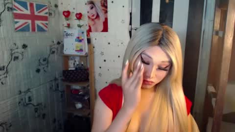 Snapshot of naughty_kim20 chatting on 13, 12, 2024 alexa online show from 13, 12, 2024