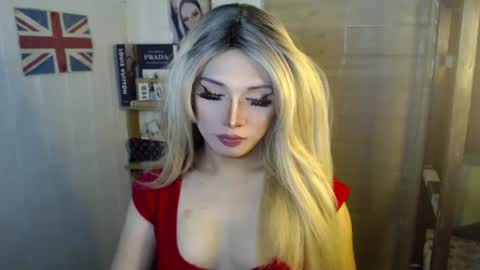 Snapshot of naughty_kim20 chatting on 2, 2, 2025 alexa online show from 2, 2, 2025