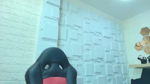 Snapshot of naughty_kittenm chatting on 24, 11, 2025 Kitten online show from 24, 11, 2025