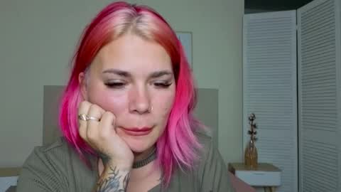 Snapshot of naughty_kittyy1 chatting on 30, 9, 2025 Maria online show from 30, 9, 2025
