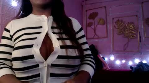 naughty_lorien143 online show from 2, 5, 2026