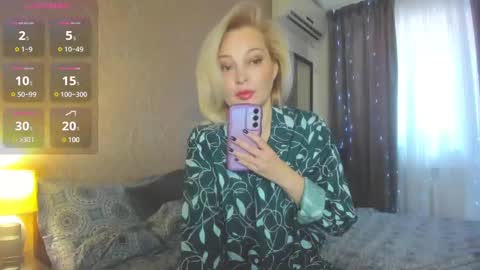 Snapshot of naughty_milena chatting on 18, 2, 2025 Milena online show from 18, 2, 2025