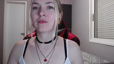 Snapshot of naughty_popa chatting on 13, 1, 2025 Ann online show from 13, 1, 2025