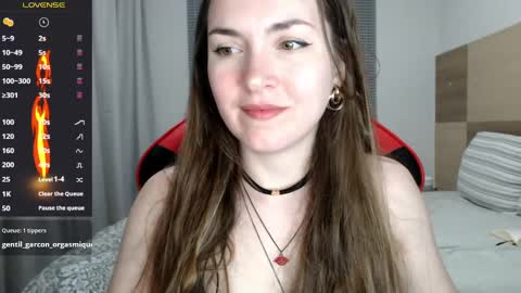 Snapshot of naughty_popa chatting on 24, 4, 2026 Ann online show from 24, 4, 2026