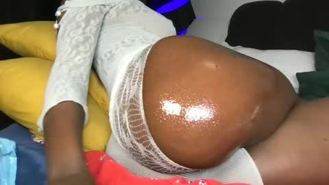 naughty_sandrah online show from 24, 6, 2026