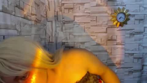 naughty_ursula21xxx online show from 26, 1, 2025