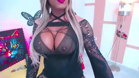 Miabarbarita online show from 13, 5, 2026