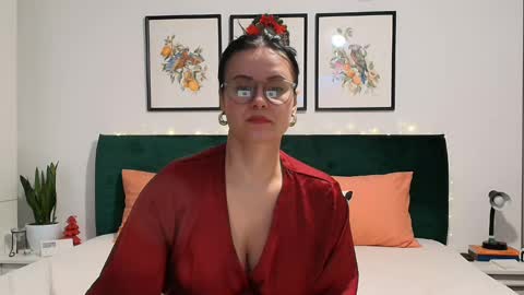 NaughtyBrunetteXXX online show from 9, 2, 2025