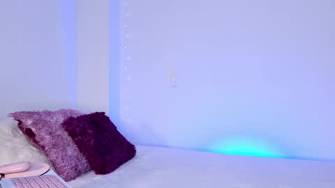      online show from 17, 5, 2026