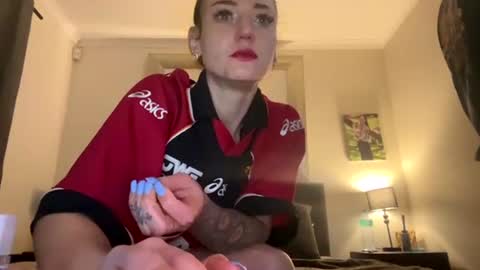 naughtycoupleweare online show from 6, 7, 2026