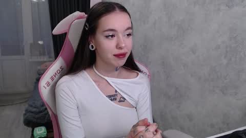 Snapshot of naughtydakota chatting on 19, 10, 2025 Dakota online show from 19, 10, 2025