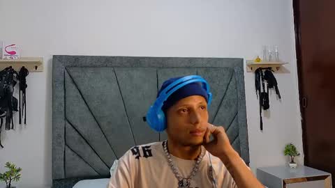 naughtyfusion_os online show from 8, 6, 2026