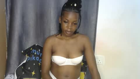 Snapshot of naughtyie chatting on 24, 2, 2026 naughtyie online show from 24, 2, 2026