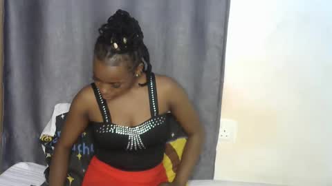 Snapshot of naughtyie chatting on 28, 2, 2026 naughtyie online show from 28, 2, 2026