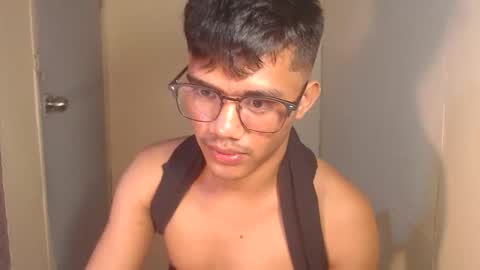 Snapshot of naughtyjosh_ chatting on 15, 11, 2025 Josh online show from 15, 11, 2025