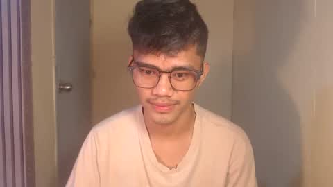 Snapshot of naughtyjosh_ chatting on 17, 11, 2025 Josh online show from 17, 11, 2025