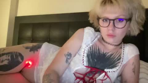 NaughtyLayla666 online show from 14, 5, 2026
