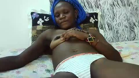 Snapshot of naughtylisah chatting on 16, 10, 2025 naughtylisah online show from 16, 10, 2025