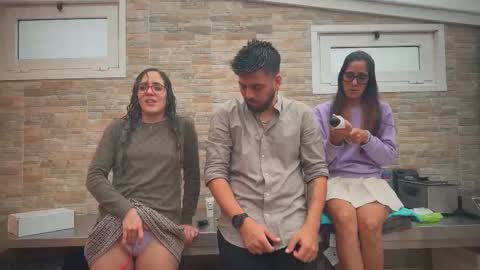 ANDREA STEPH  MIKE online show from 12, 9, 2025