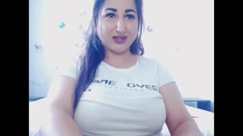 Snapshot of naughtymaya4you chatting on 10, 9, 2025 naughtymaya4you online show from 10, 9, 2025