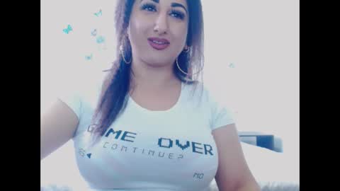 Snapshot of naughtymaya4you chatting on 17, 9, 2025 naughtymaya4you online show from 17, 9, 2025
