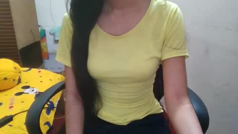 Snapshot of naughtymodhurima chatting on 10, 9, 2025 naughtymodhurima online show from 10, 9, 2025