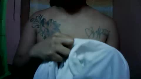 Snapshot of naughtymom_33 chatting on 18, 10, 2025 naughtymom_33 online show from 18, 10, 2025