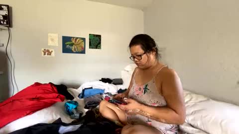 NaughtyNancy86 online show from 22, 10, 2025