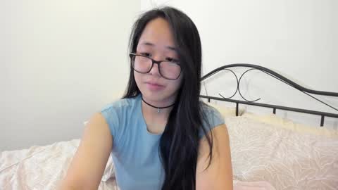 Snapshot of naughtynerdygirl chatting on 27, 1, 2025 Gigi Chu online show from 27, 1, 2025