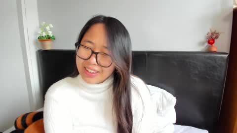 Gigi Chu  online show from 25, 3, 2026