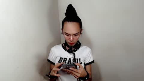 Snapshot of naughtypetiteangel chatting on 6, 11, 2025 naughtypetiteangel online show from 6, 11, 2025