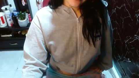 naughtyplayass online show from 27, 5, 2026
