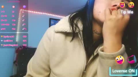 naughtyplayass online show from 24, 6, 2026