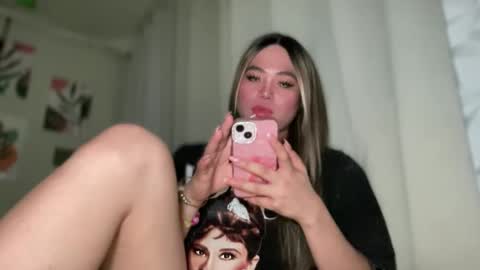 Rose Wilson online show from 2, 12, 2024